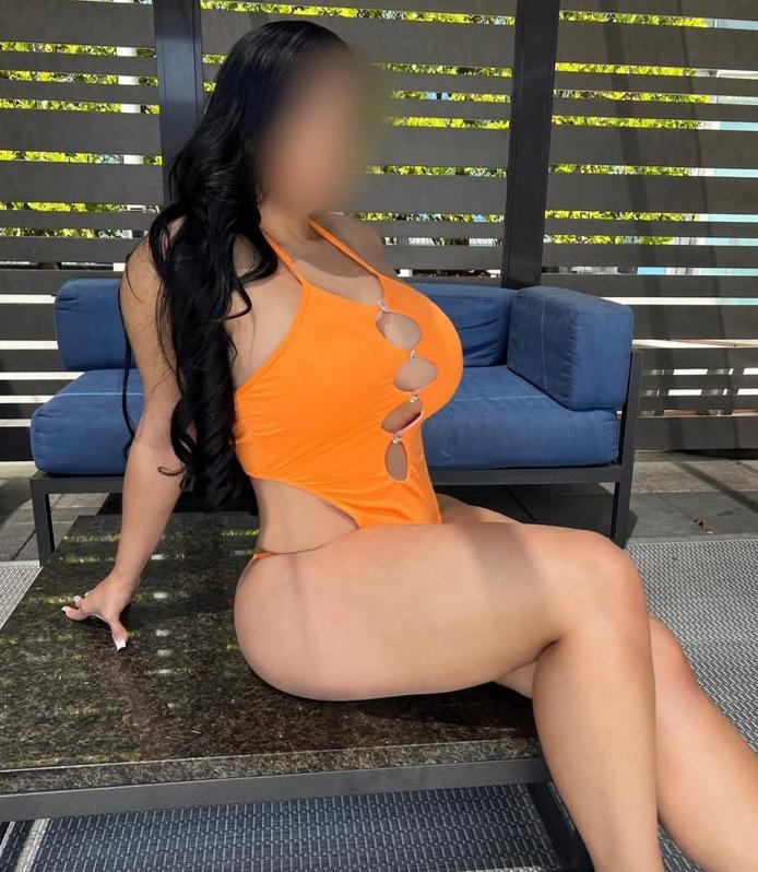 643615353: Chica busca chico en Zaragoza