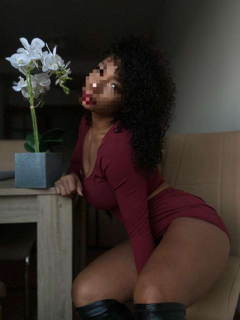 642488528: Chica busca chico en Castellón