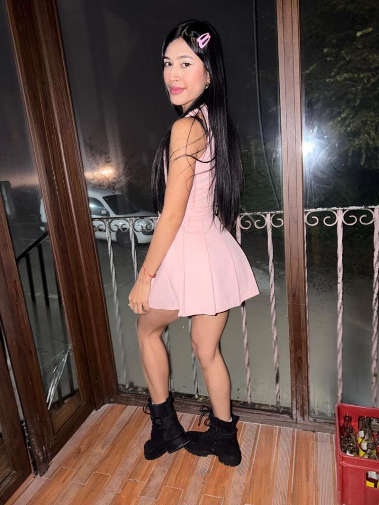 602047713: Chica busca chico en Orense