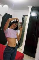 674935576: Chica busca chico en Madrid