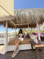 610932772: Chica busca chico en Cádiz