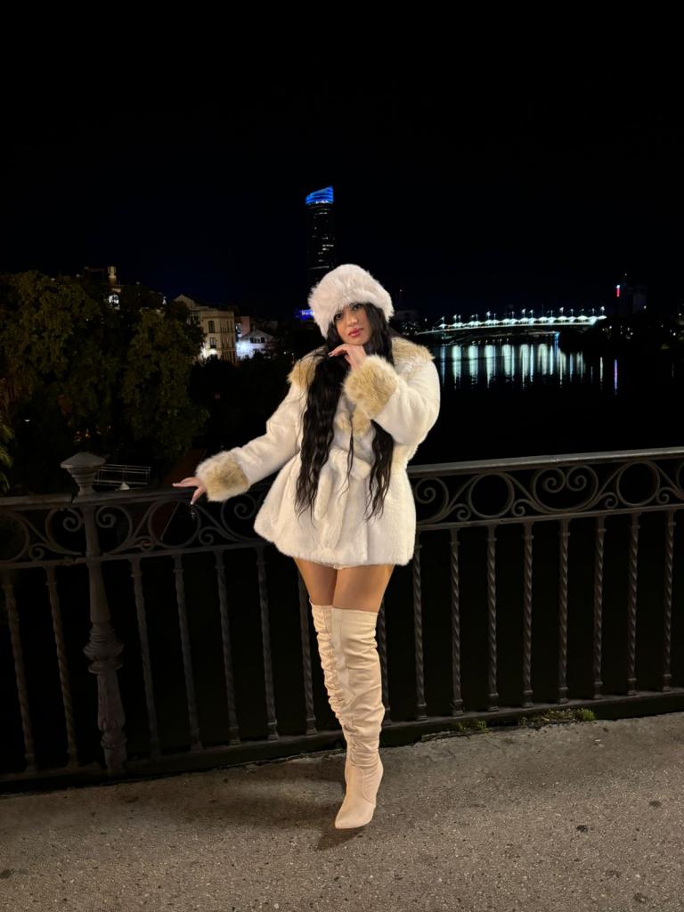 Chica busca chico en Huelva: 