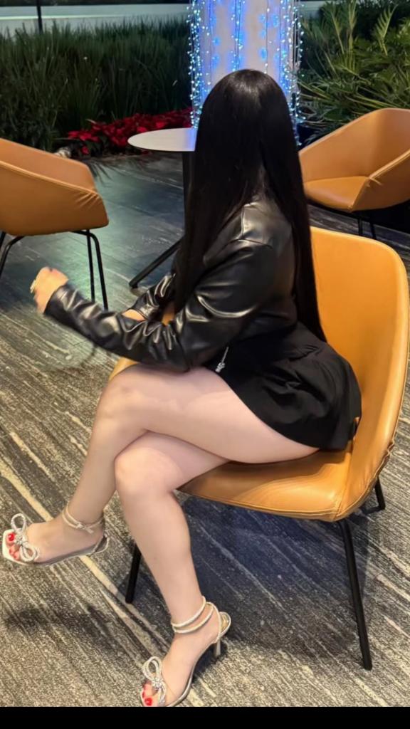 Chica busca chico en Sevilla: 