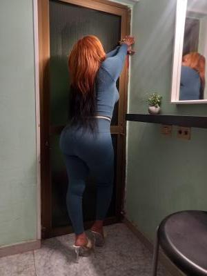 Chica busca chico en Tenerife: 