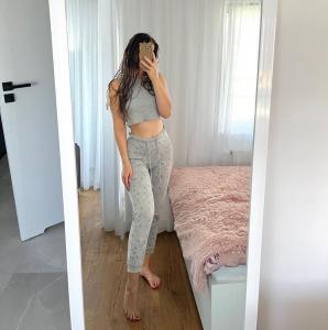 602316431: Chica busca chico en Madrid