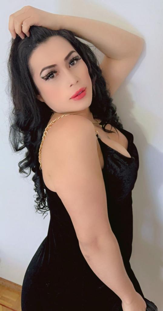 647275328: Travesti en Las Palmas