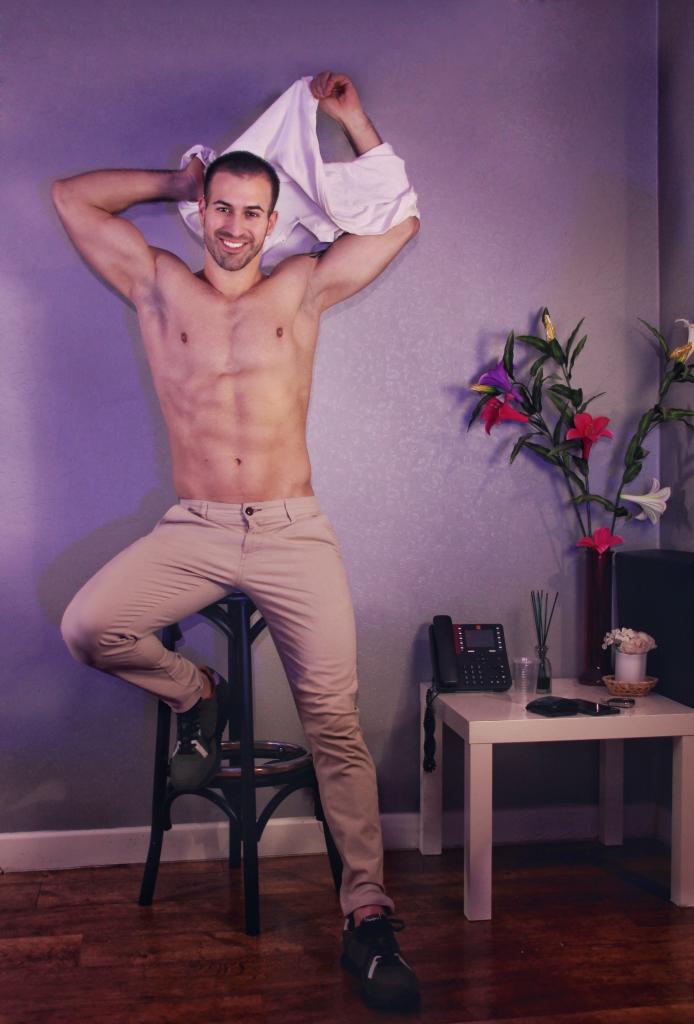 614907267: Chico busca chica en Madrid