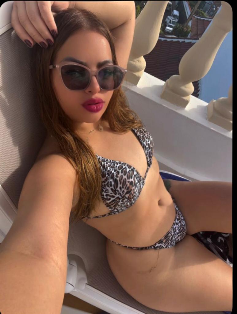 Chica busca chico en Tenerife: 