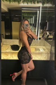 647652860: Chica busca chico en Huelva