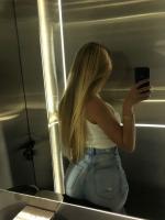 657014671: Chica busca chico en Sevilla