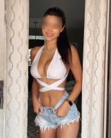 631391802: Chica busca chico en Sevilla