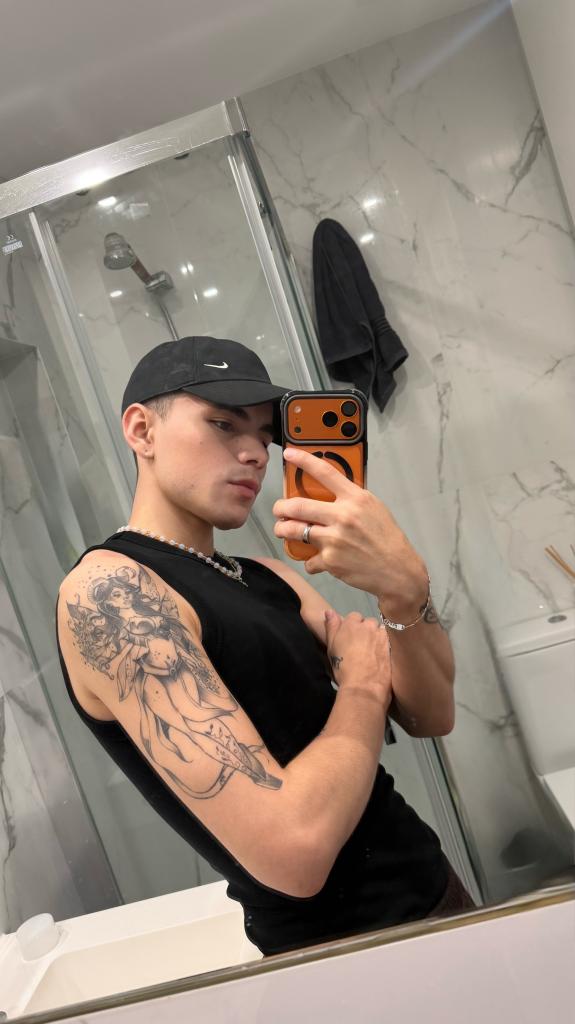 Chico busca chica en Barcelona: 