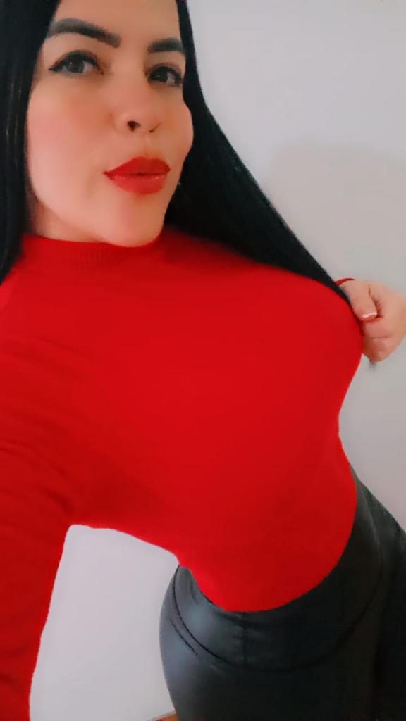 Chica busca chico en Almería: 