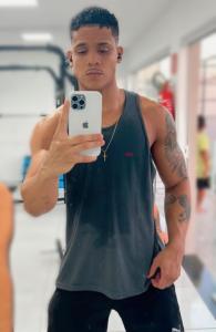 607152618: Chico busca chica en Málaga