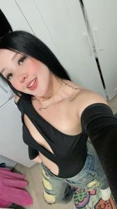 631743406: Chica busca chico en Barcelona