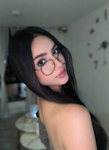 624874343: Chica busca chico en La Coruña