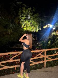 672840386: Chica busca chico en Córdoba