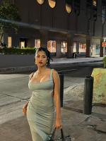 611253298: Chica busca chico en Barcelona