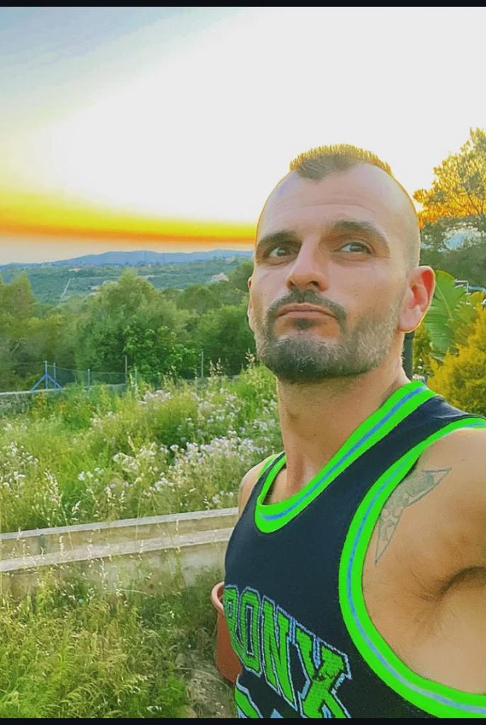 Chico busca chica en Mallorca: 