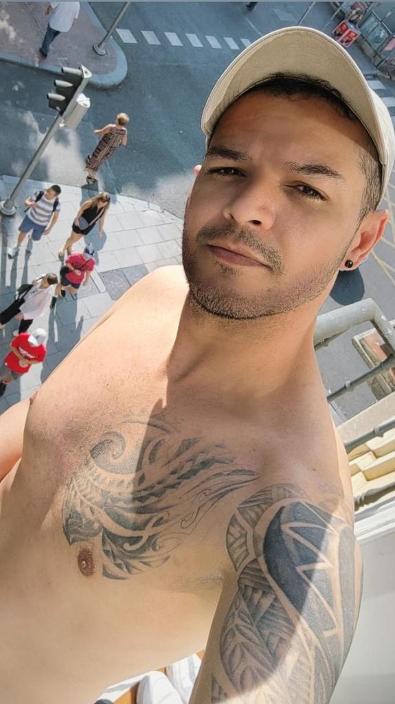 623480788: Chico busca chica en Granada