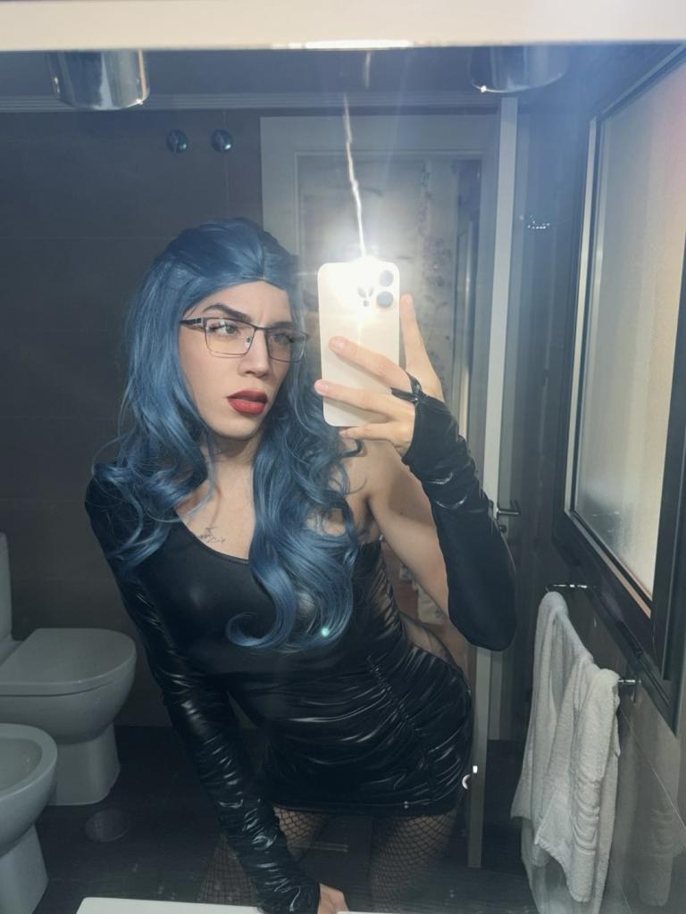 617380308: Travesti en Málaga