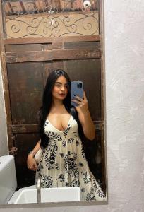 644581455: Chica busca chico en Murcia