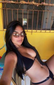 644581455: Chica busca chico en Murcia