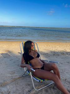 644581455: Chica busca chico en Murcia