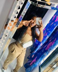 742025738: Chica busca chico en Valencia