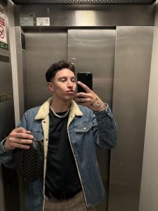 623762448: Chico busca chica en Madrid