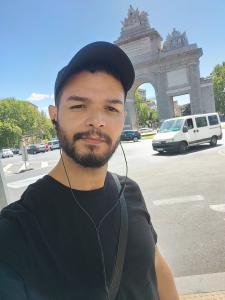 623480788: Chico busca chica en Granada