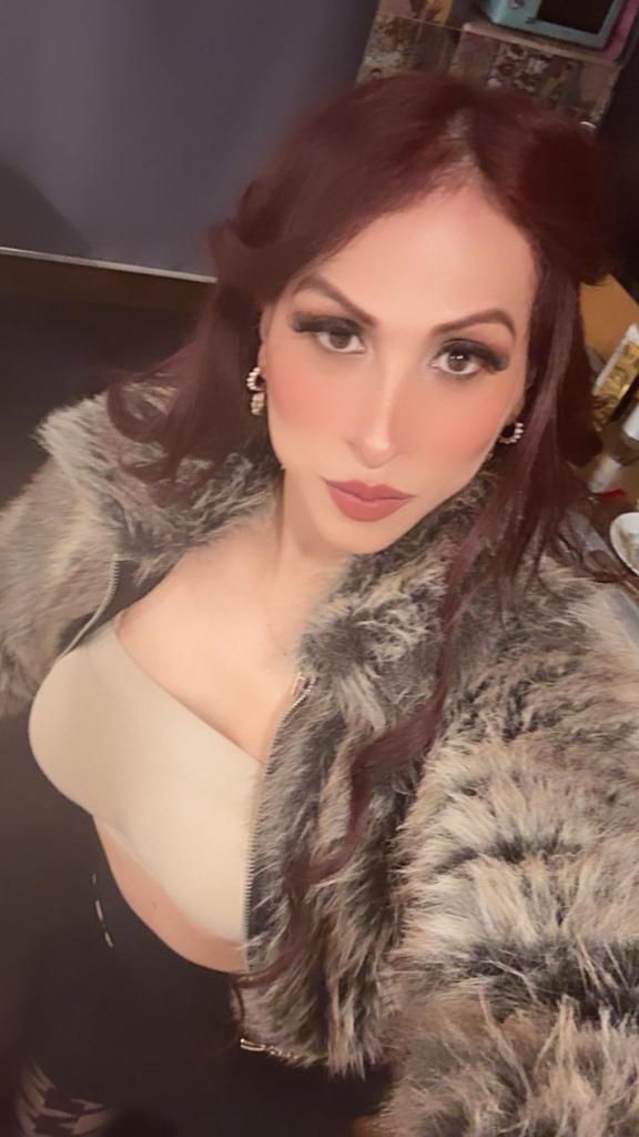 637996155: Travesti en Cáceres