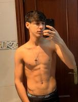 674344545: Chico busca chica en Granada