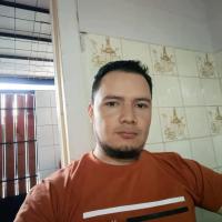 695159304: Chico busca chica en Madrid