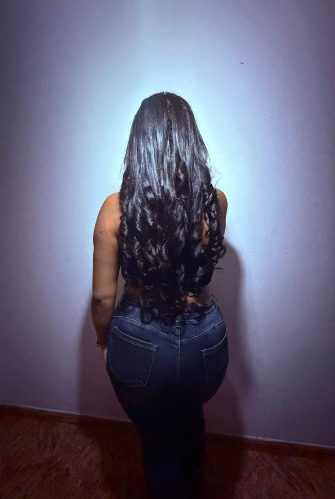 614817933: Chica busca chico en Cantabria