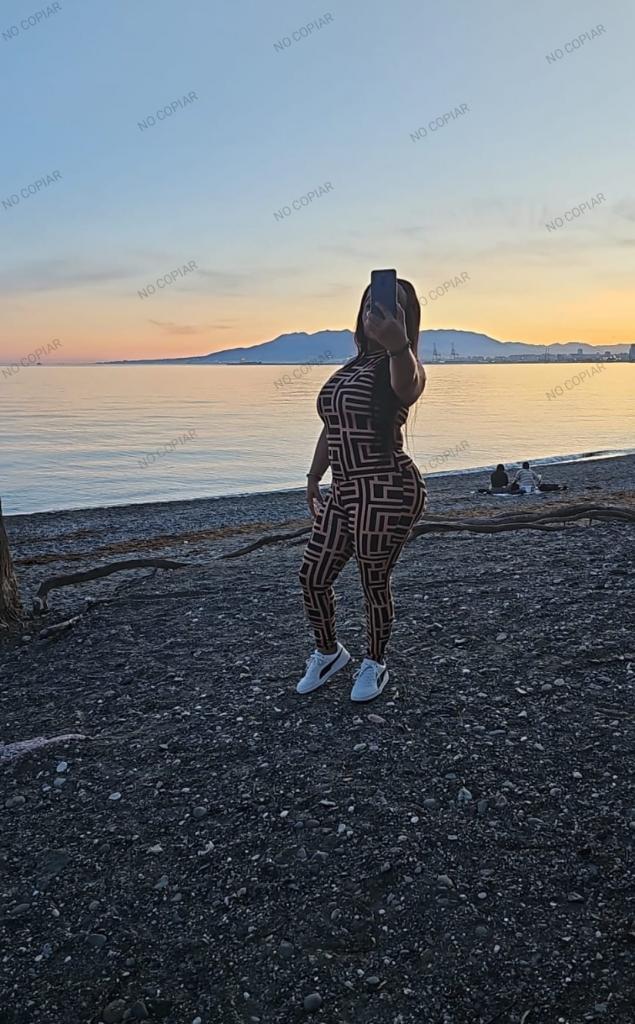 643531701: Chica busca chico en Sevilla