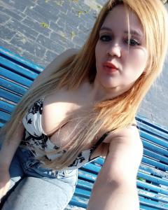 649791667: Chica busca chico en Barcelona