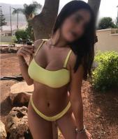 631767726: Chica busca chico en Madrid