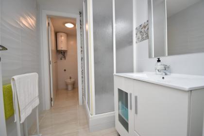 Chica busca chico en Castellón: 