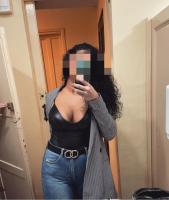 613759305: Chica busca chico en Albacete