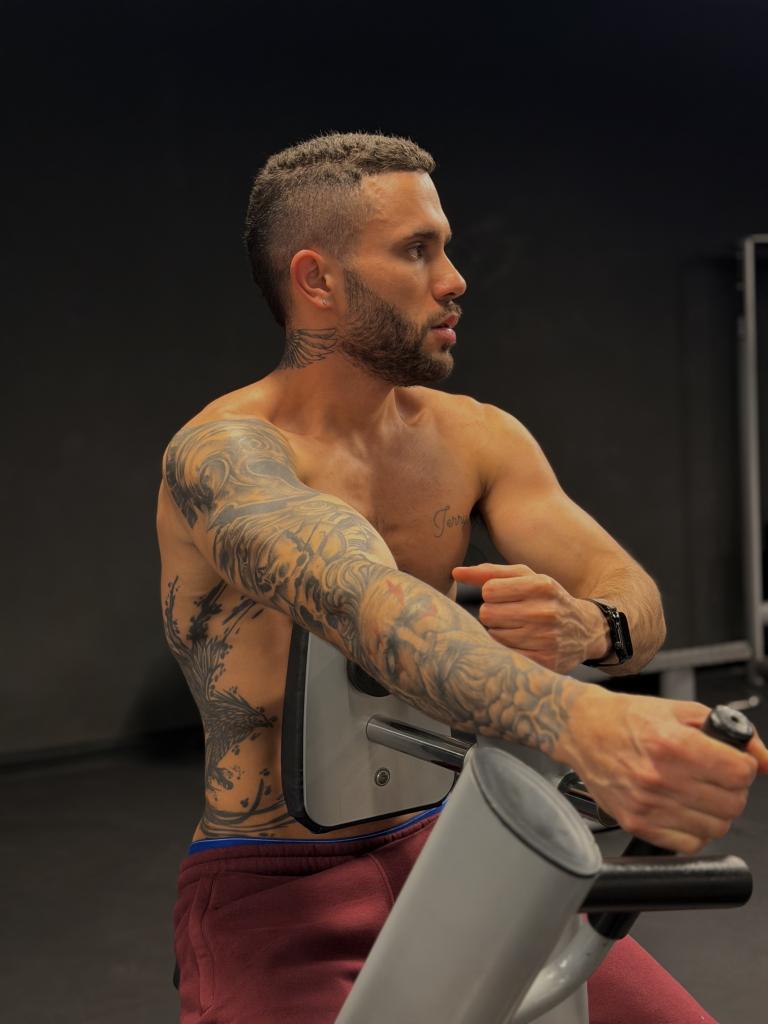 Chico busca chica en Barcelona: 