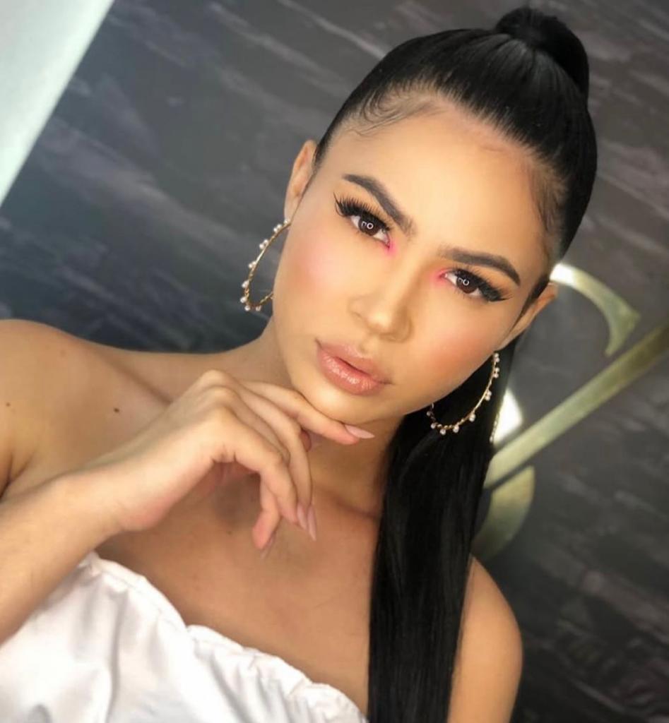 Chica busca chico en Ibiza: 