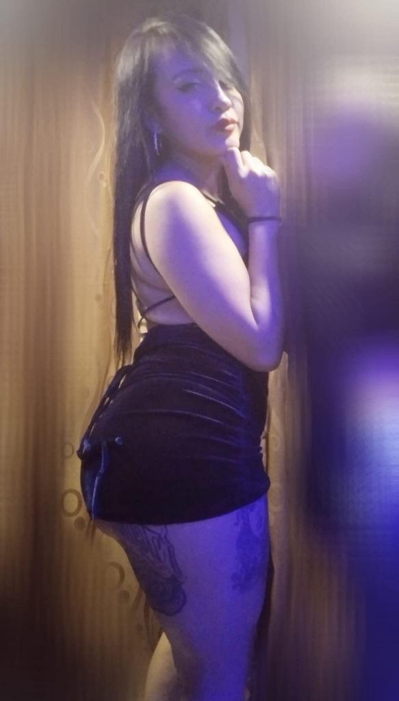 643172237: Chica busca chico en Murcia