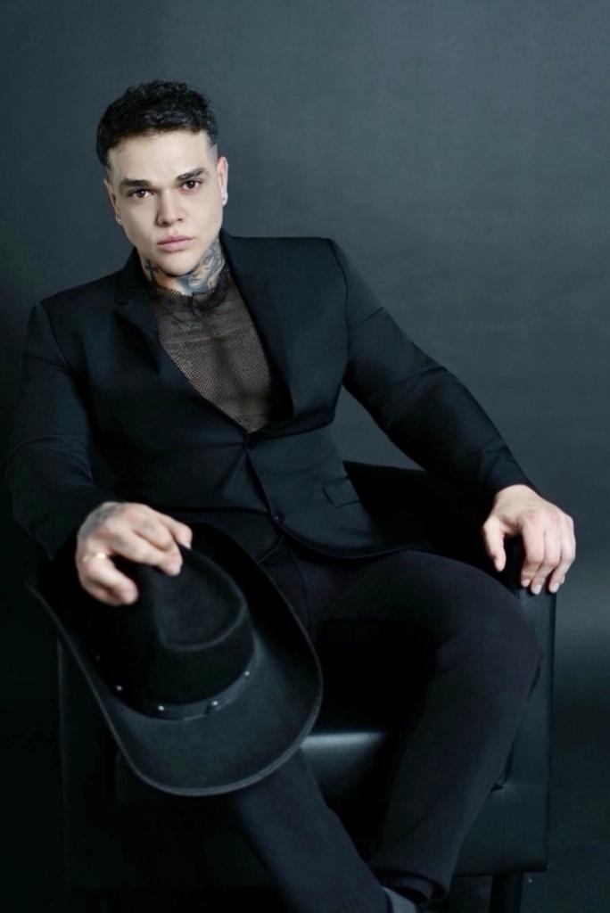 636457303: Chico busca chica en Cádiz