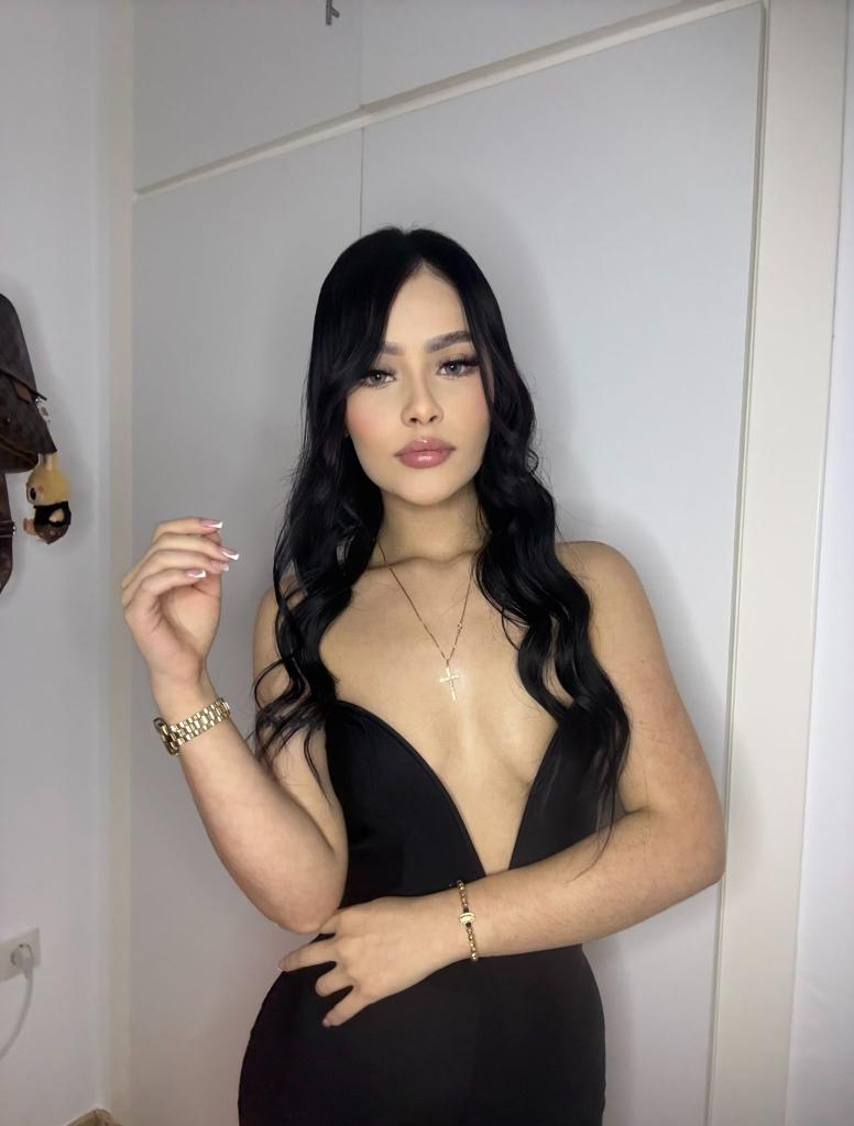 Chica busca chico en Cádiz: 