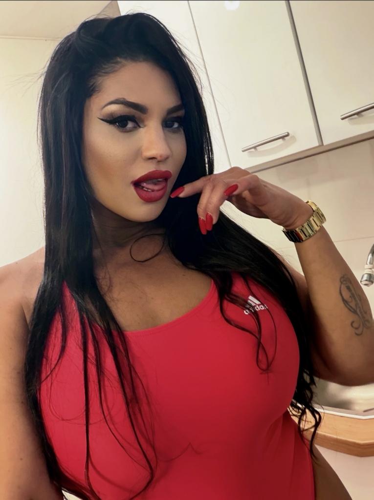 Transexual en Alicante: Transexuales y Travestis