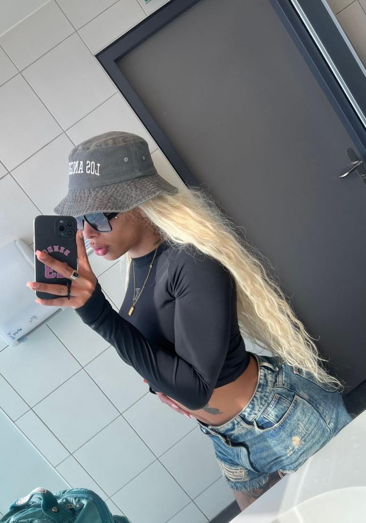 627675901: Transexual en Madrid