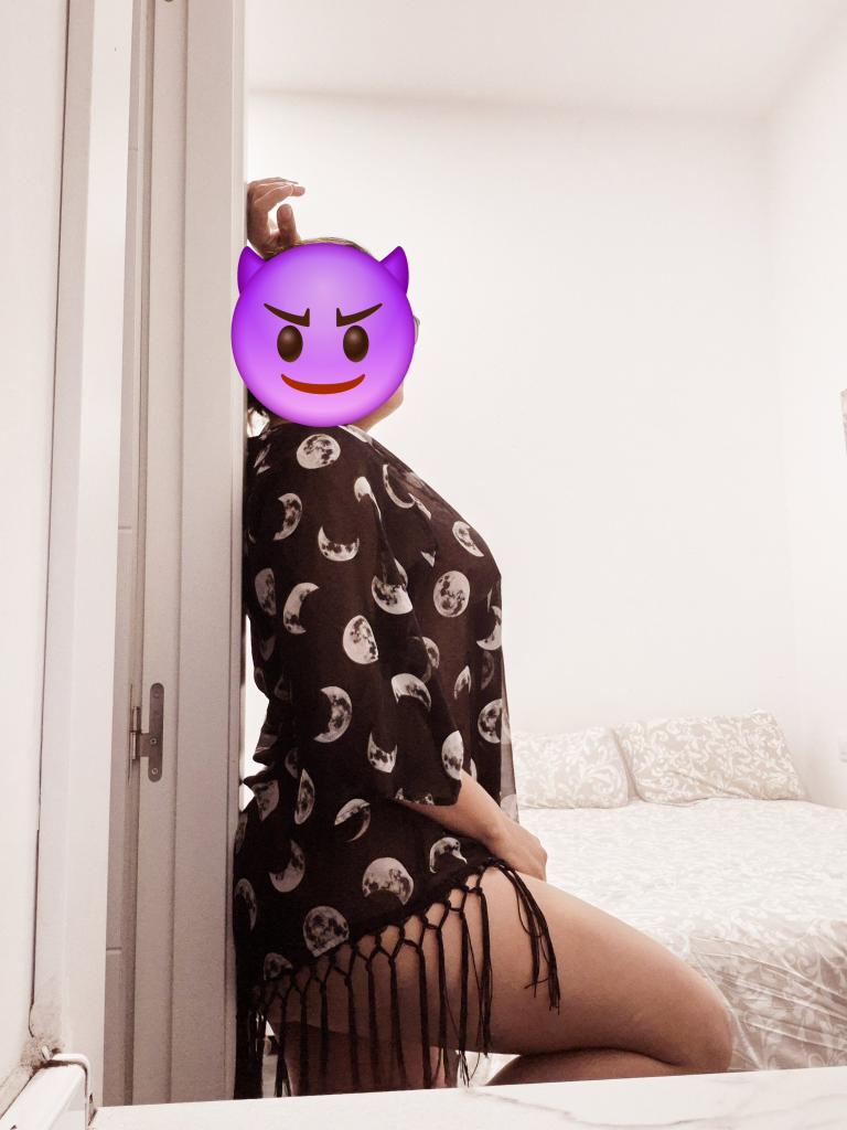 Chica busca chico en Sevilla: 