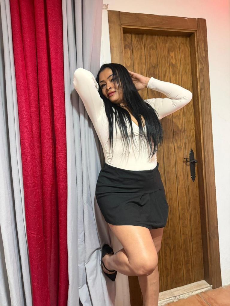 Chica busca chico en Cádiz: 