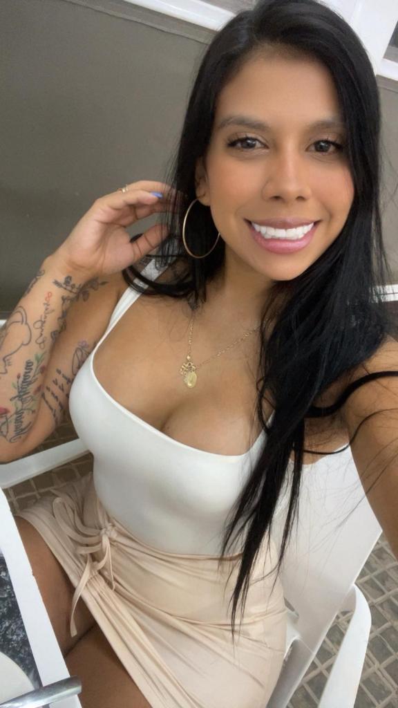 Chica busca chico en Cádiz: 